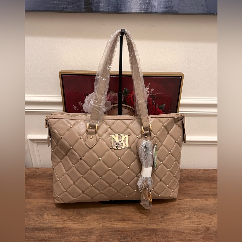 Badgley Mischka Quilted Brown Tote - Picture 4 of 9